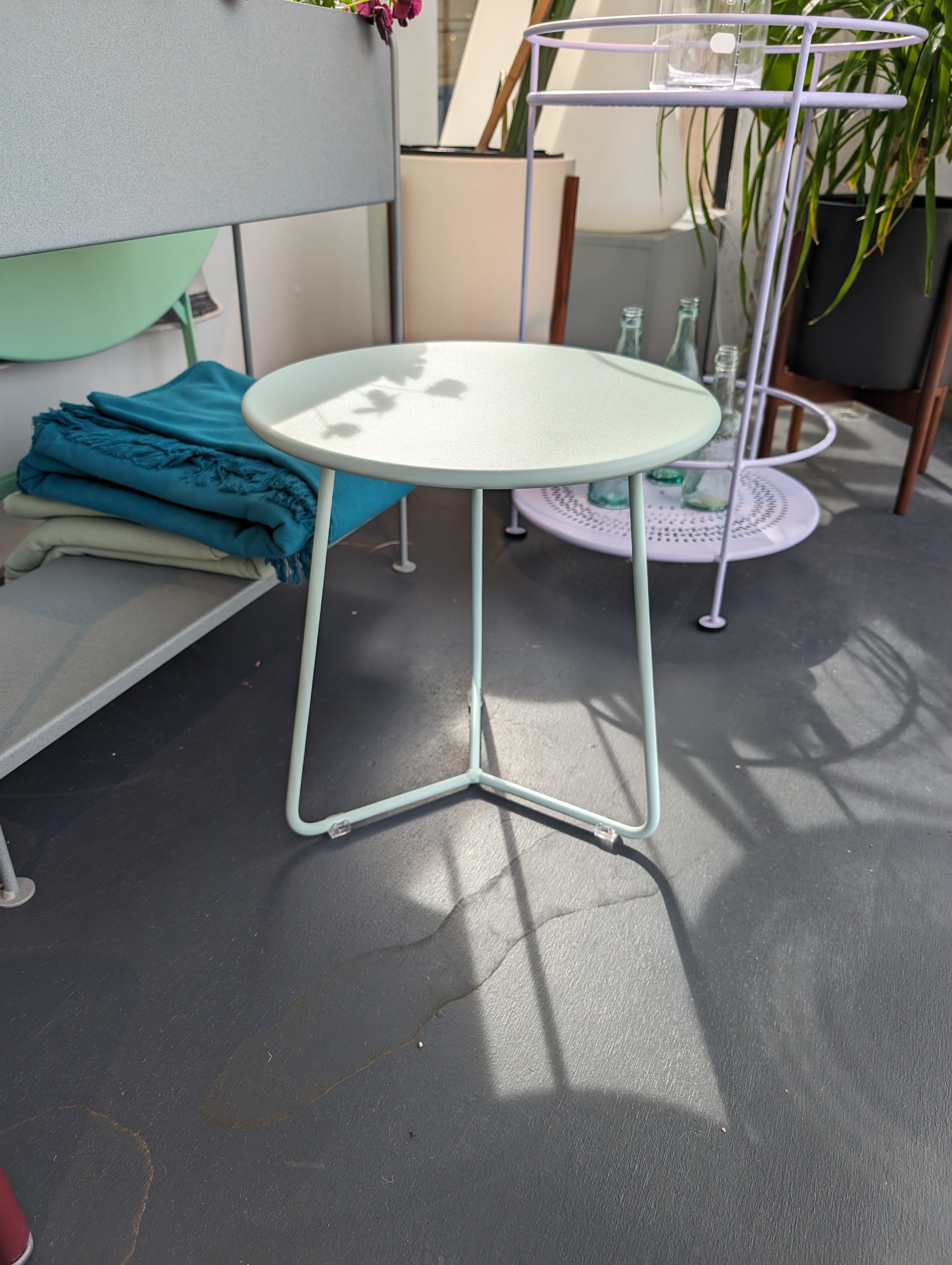 Cocotte Outdoor Side Table