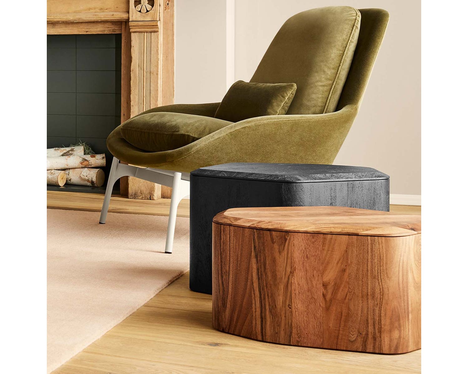 Hoard Medium Side table w/ Storage