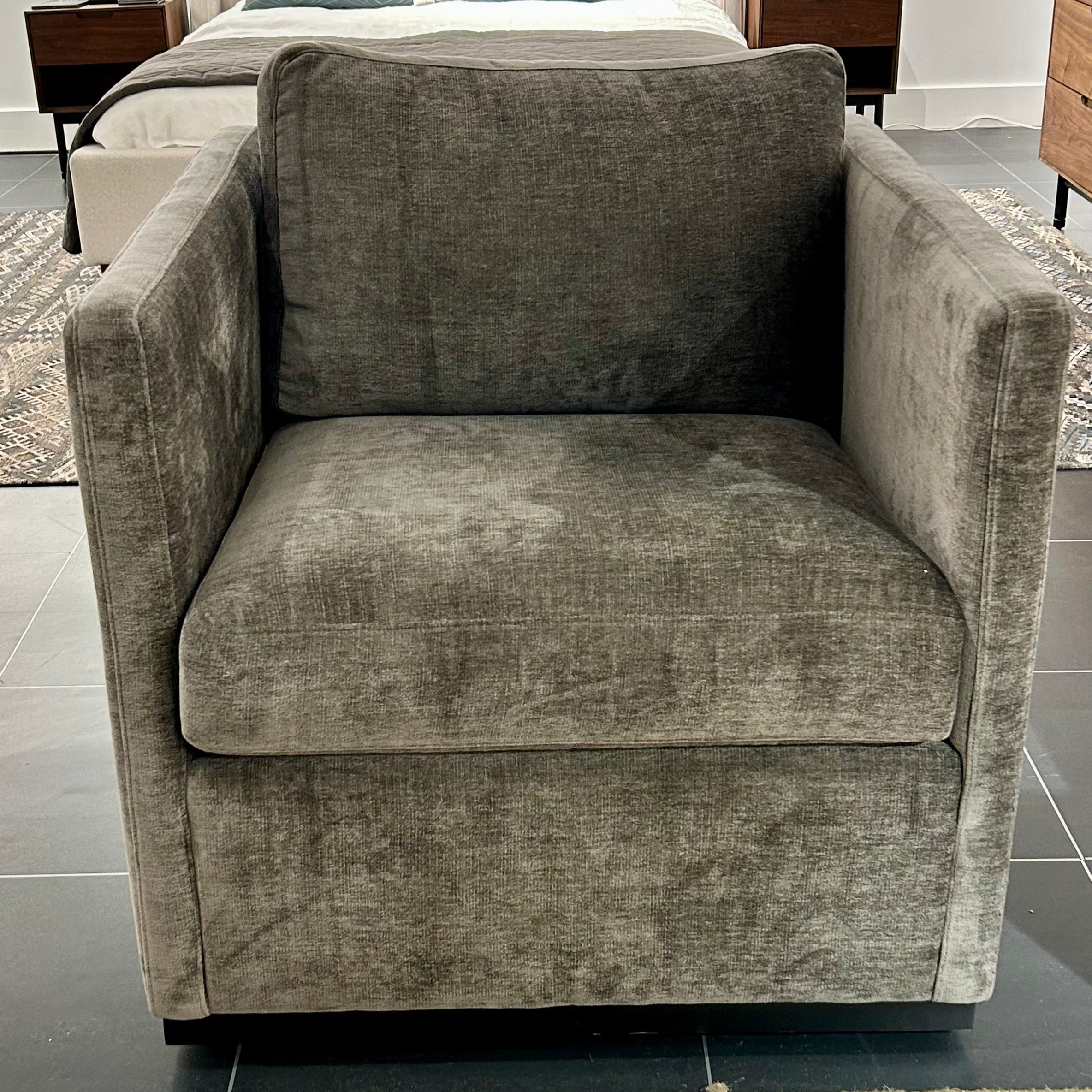 Joshua Swivel Chair - Floor Model