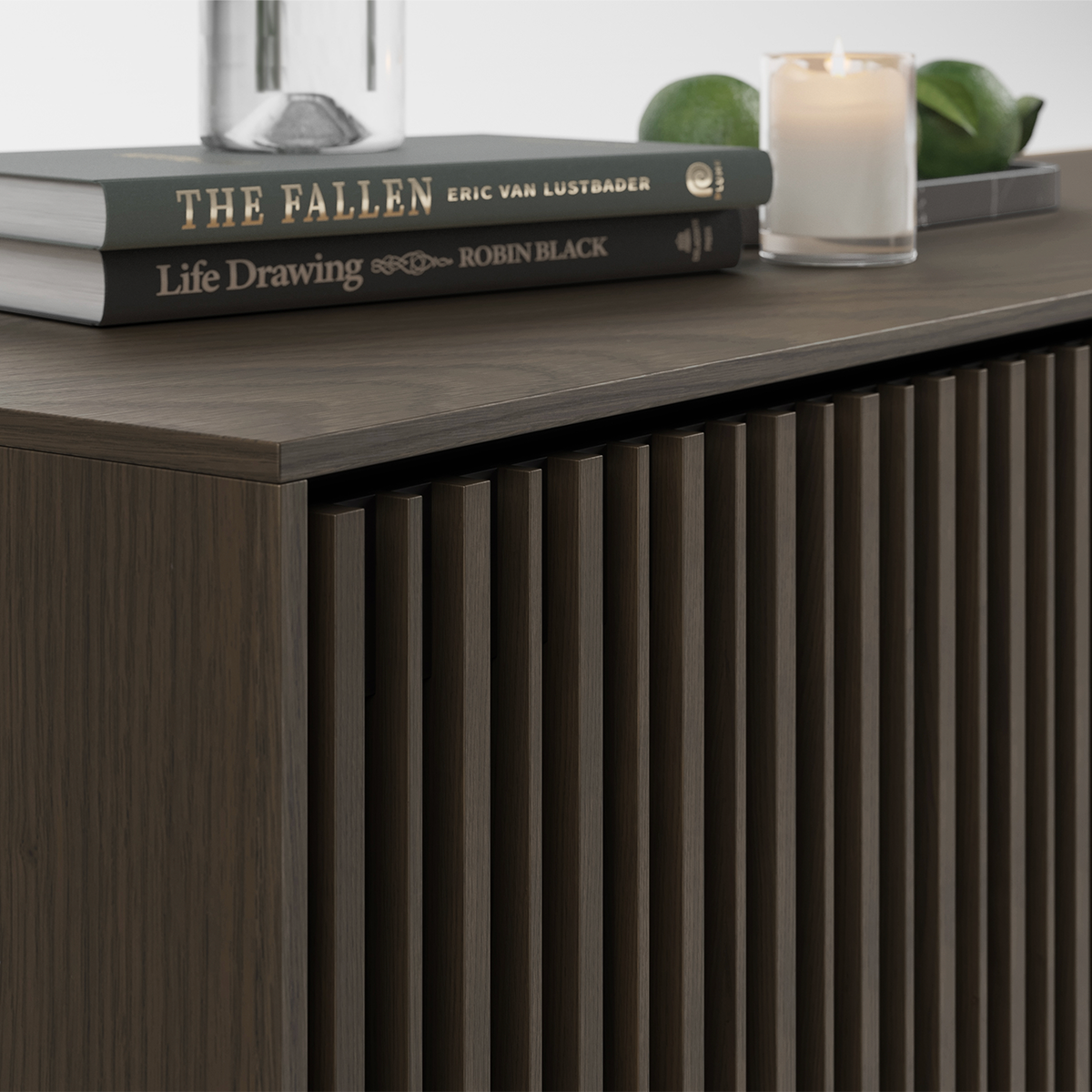 Profile™ 8477 Media + Storage Console