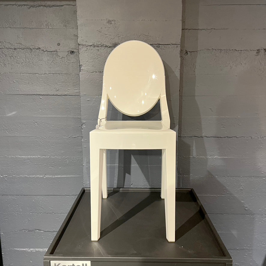 Victoria Ghost Chair in Glossy White