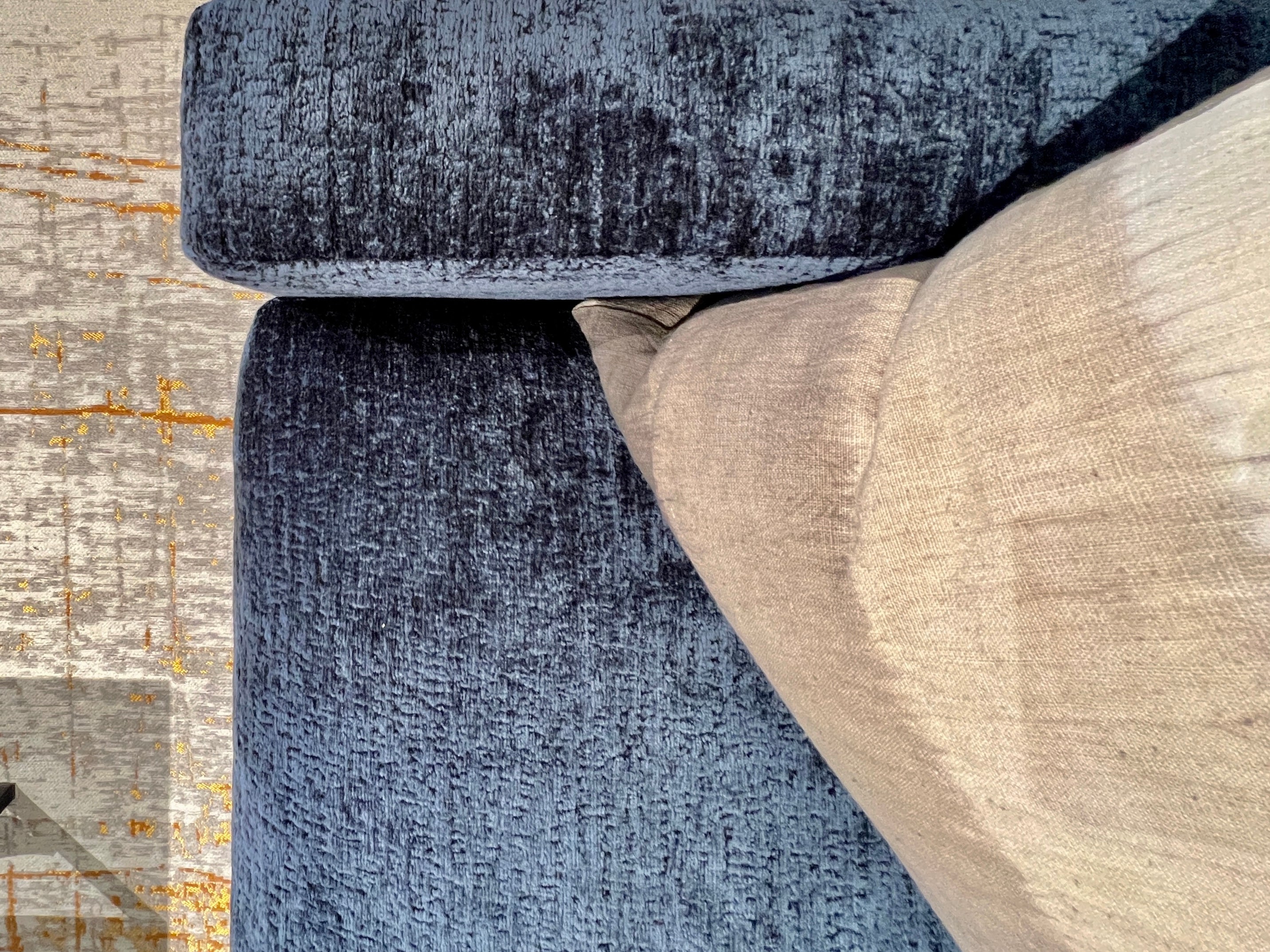 Doran Sectional