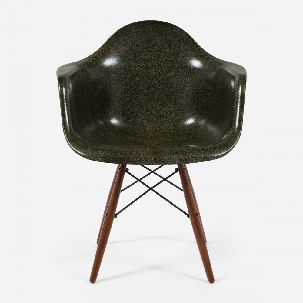 Case Study® Arm Shell Chair